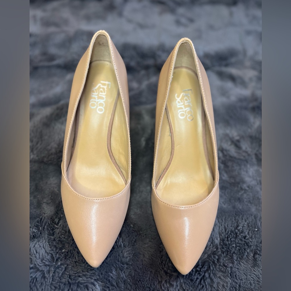 Franco Sarto Frankie wedge shoes - tan - size 6.5